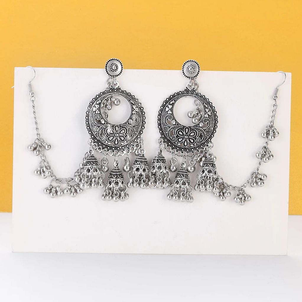 Ethnische Blumen-Quasten-Ohrri – Indian Wedding Supply Bewertung und Preis